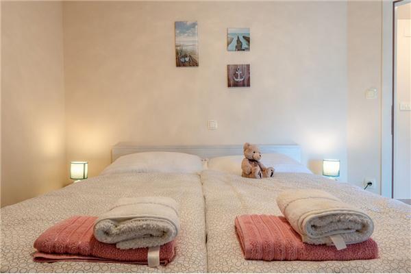 Apartment A2, for 6 persons