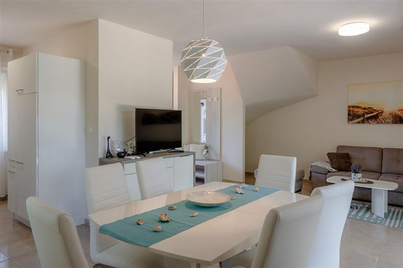 Apartment A3, for 6 persons