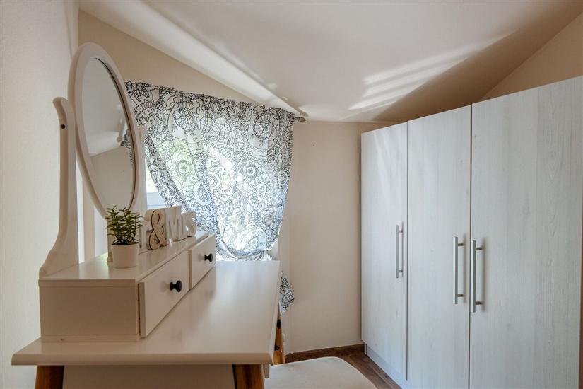 Apartment A3, for 6 persons