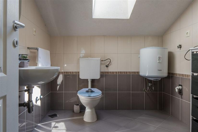 Apartment A3, for 6 persons