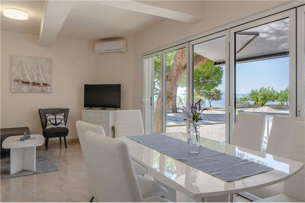 Apartment A4, for 4 persons