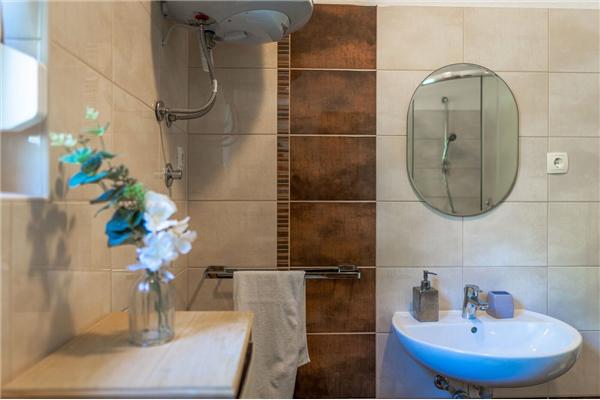 Apartment A4, for 4 persons