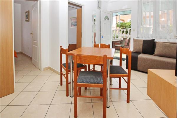 Apartment A1, for 4 persons