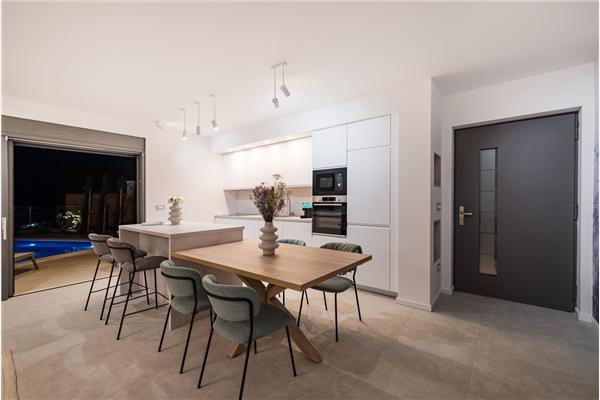 Apartment A2, for 6 persons