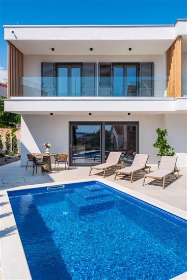 Apartment A2, for 6 persons