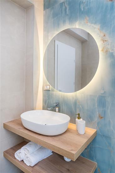 Apartment A2, for 6 persons