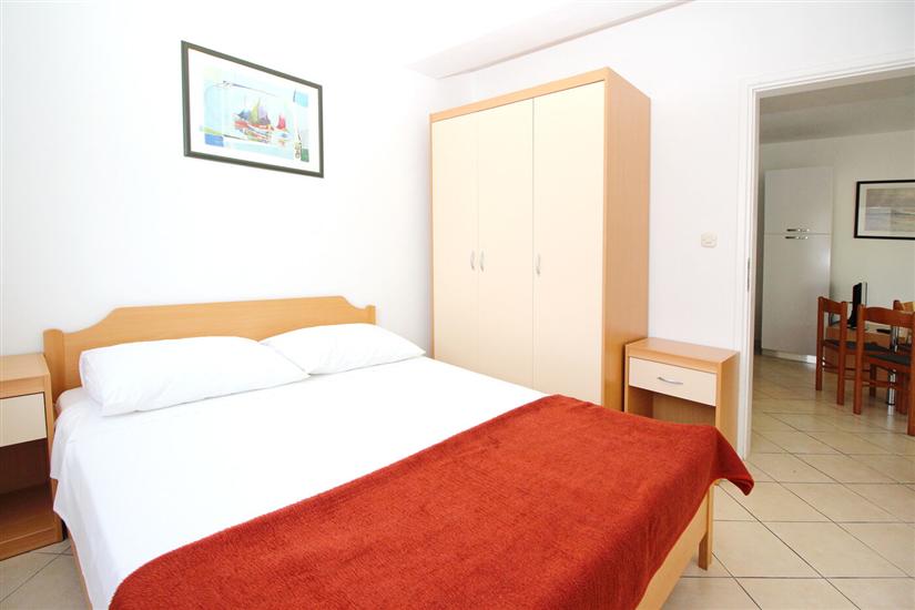 Apartment A2, for 5 persons