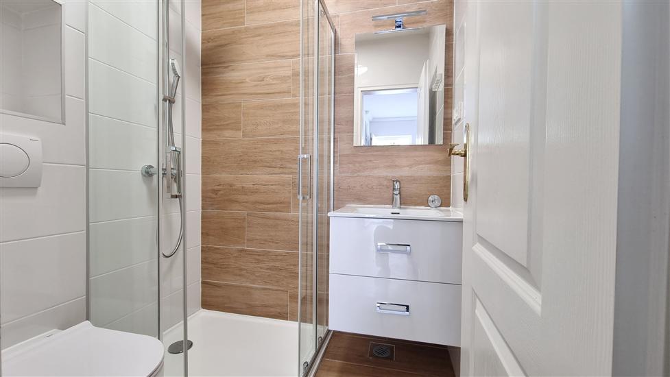 Apartment A2, for 5 persons