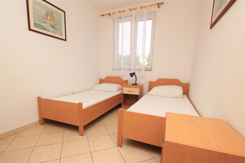 Apartment A2, for 5 persons
