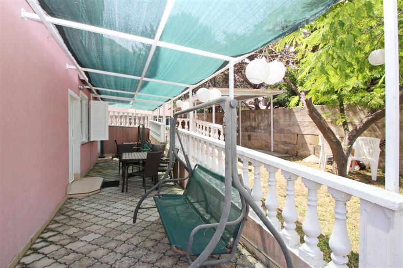 Apartment A2, for 5 persons