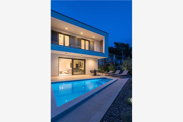 Apartment A1, for 6 persons