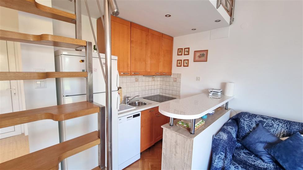 Apartment A18, for 4 persons