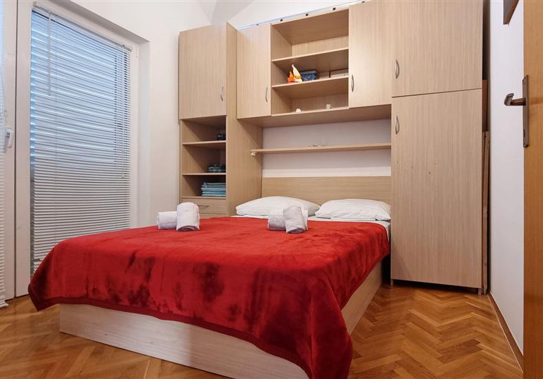 Apartment A18, for 4 persons
