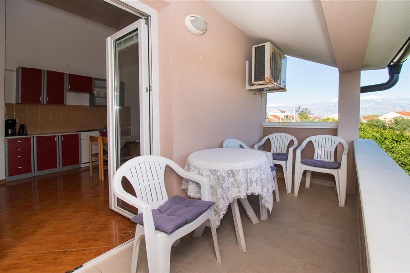 Apartment A2, for 4 persons