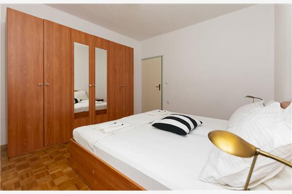 Apartment A1, for 8 persons