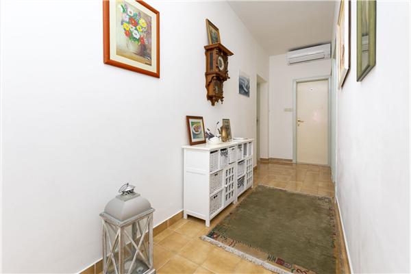 Apartment A1, for 8 persons