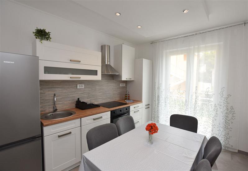 Apartment A3, for 6 persons