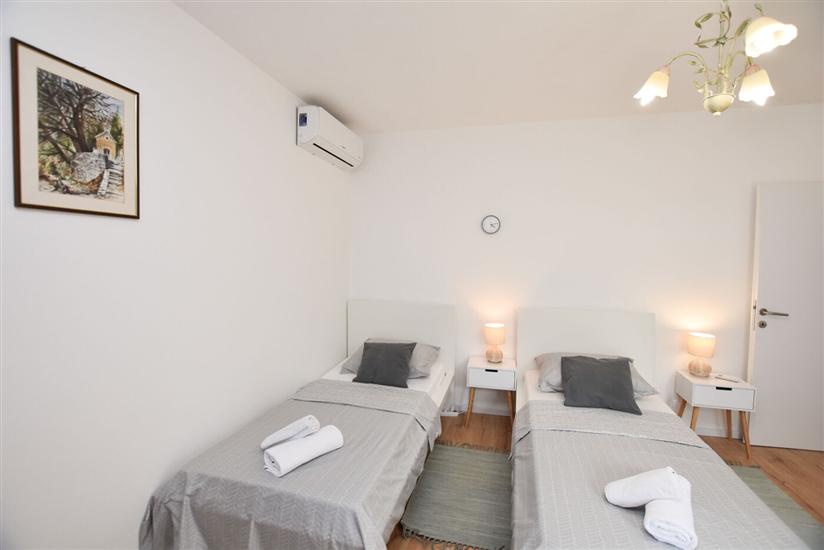 Apartment A3, for 6 persons