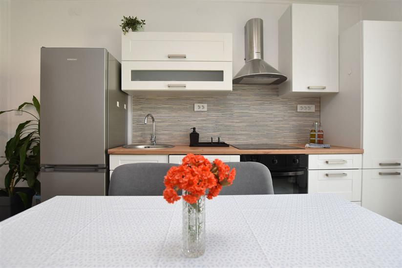 Apartment A3, for 6 persons