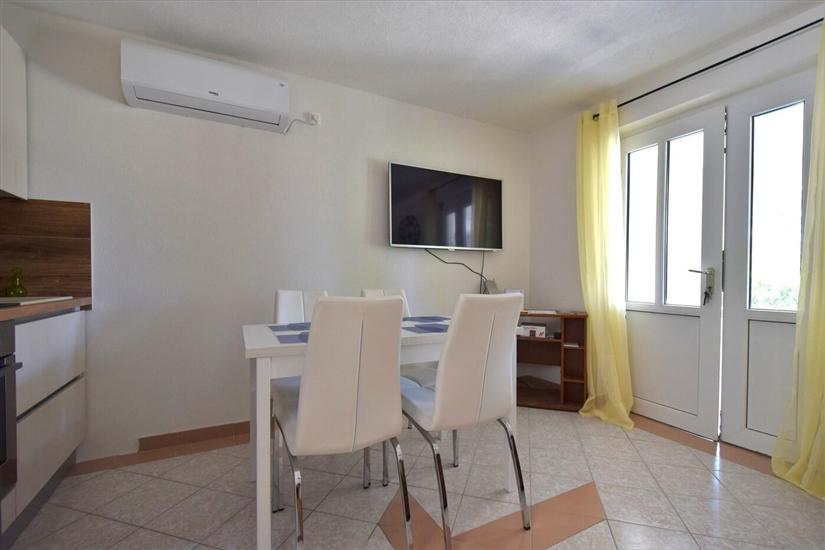 Apartment A1, for 4 persons