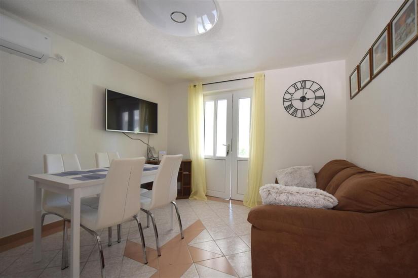 Apartment A1, for 4 persons