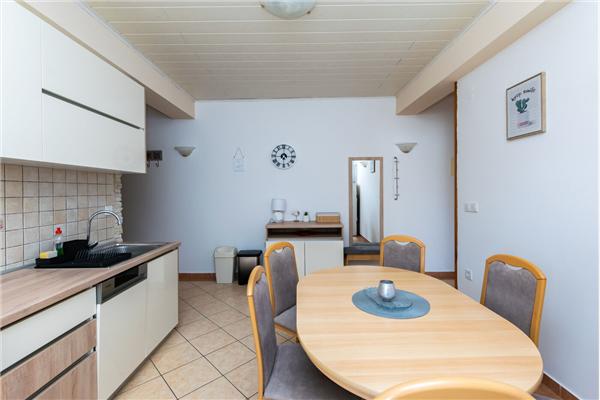 Apartment A1, for 6 persons