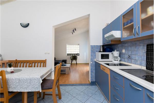 Apartment A2, for 6 persons