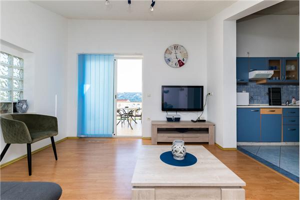 Apartment A2, for 6 persons