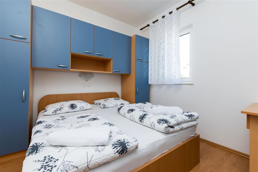 Apartment A2, for 6 persons