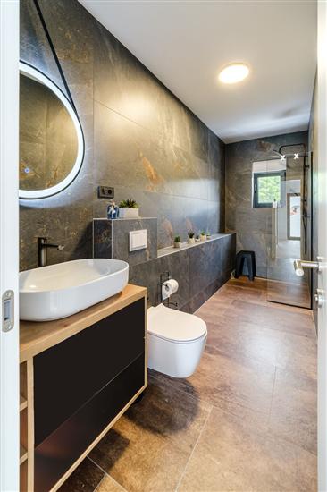 House K1, for 10 persons