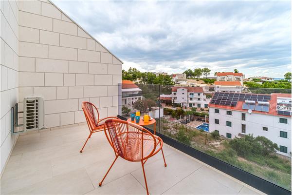 House K1, for 10 persons