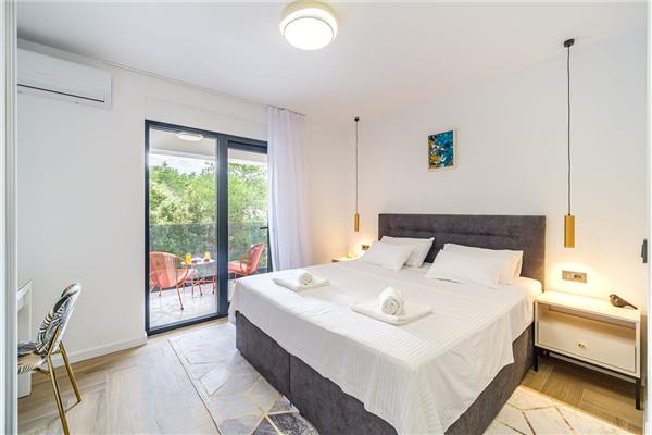 House K1, for 10 persons