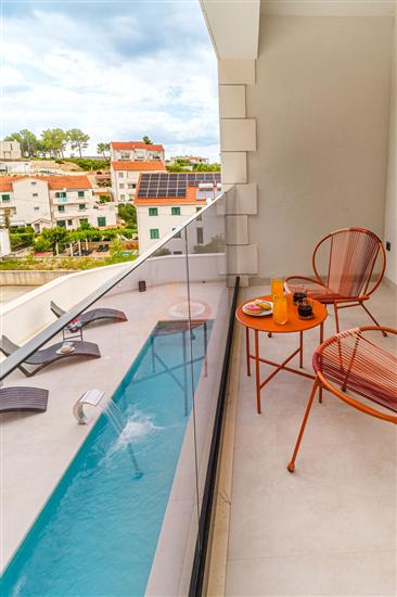 House K1, for 10 persons