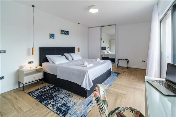 House K1, for 10 persons