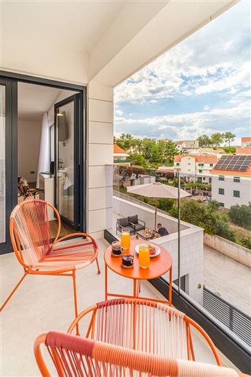 House K1, for 10 persons