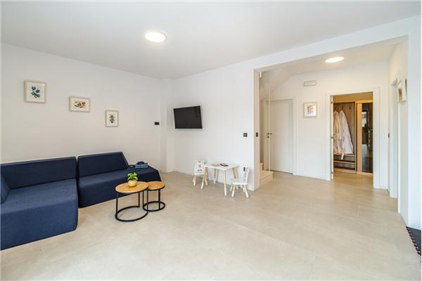 House K1, for 10 persons