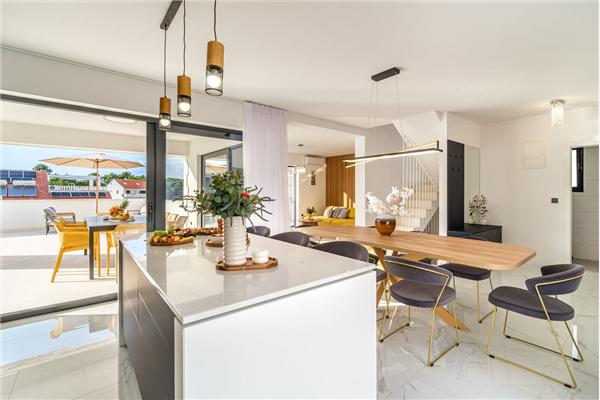 House K1, for 10 persons