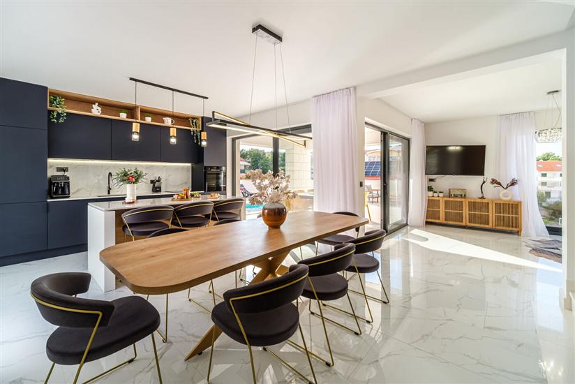 House K1, for 10 persons