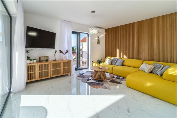 House K1, for 10 persons