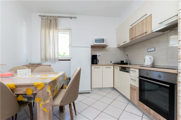 Apartment A4, for 5 persons