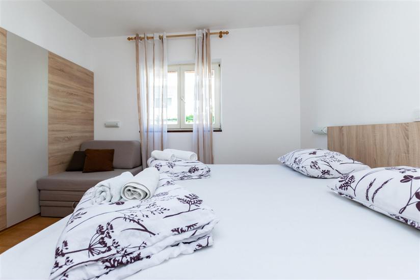 Apartment A4, for 5 persons