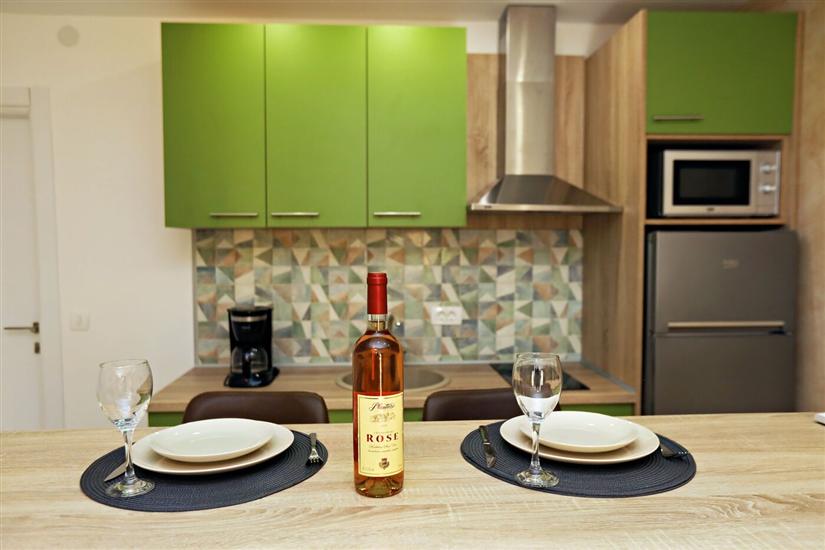 Apartment A8, for 5 persons