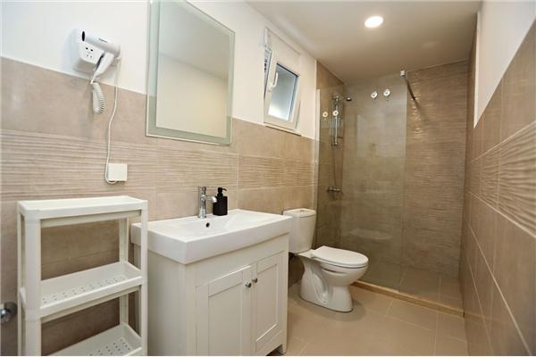 Apartment A8, for 5 persons