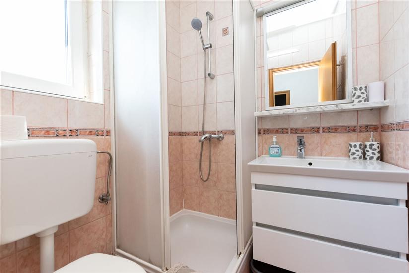 Apartment A6, for 4 persons