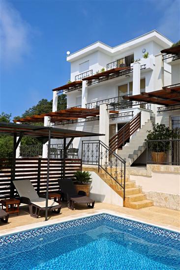 Apartment A10, for 3 persons