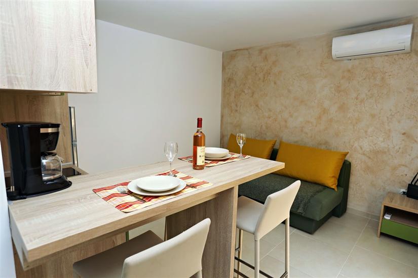 Apartment A10, for 3 persons