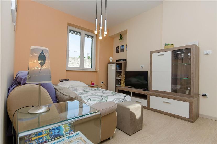 Apartment A1, for 3 persons