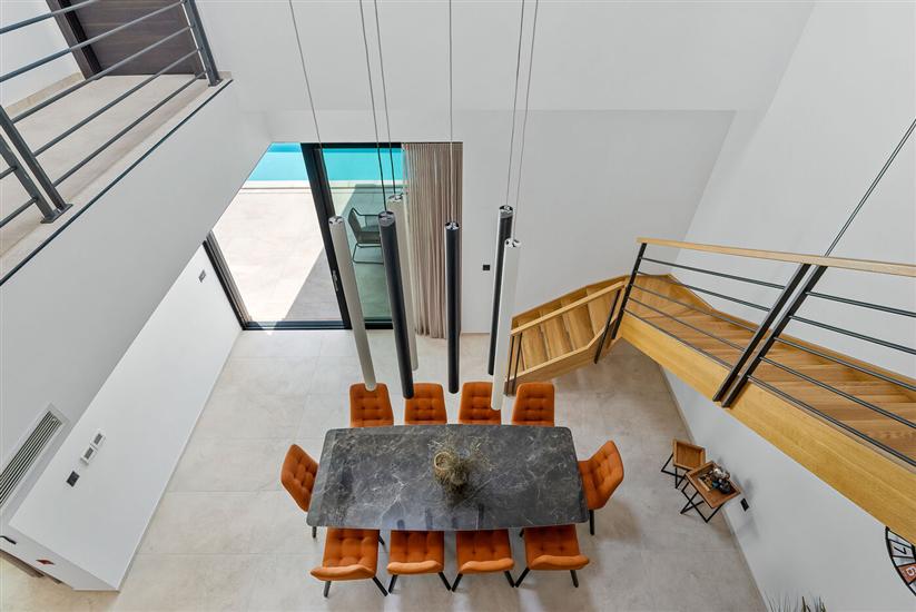 House K1, for 10 persons