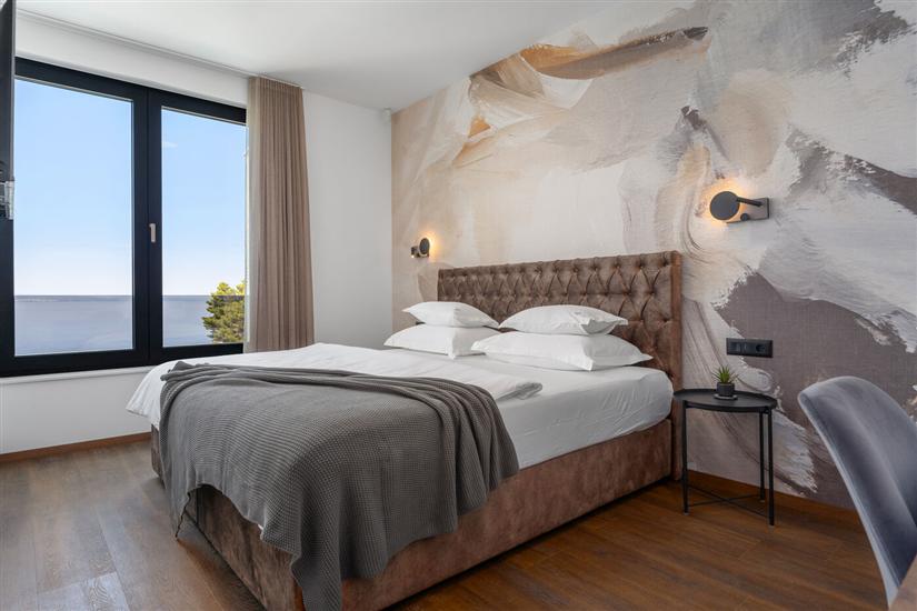 House K1, for 10 persons