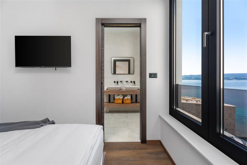 House K1, for 10 persons